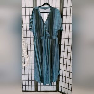 BloomChic Striped Dolman Sleeve Pocket Shirred Flutter Wrap Dress Size 22 Blue